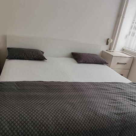 Tina Apartment Карловац Екстериор снимка