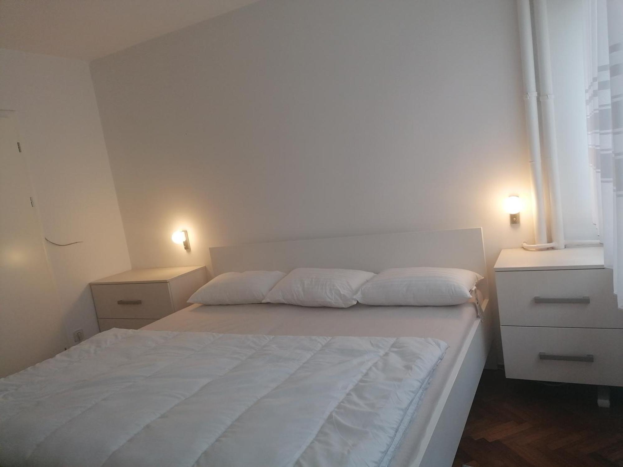 Tina Apartment Карловац Екстериор снимка