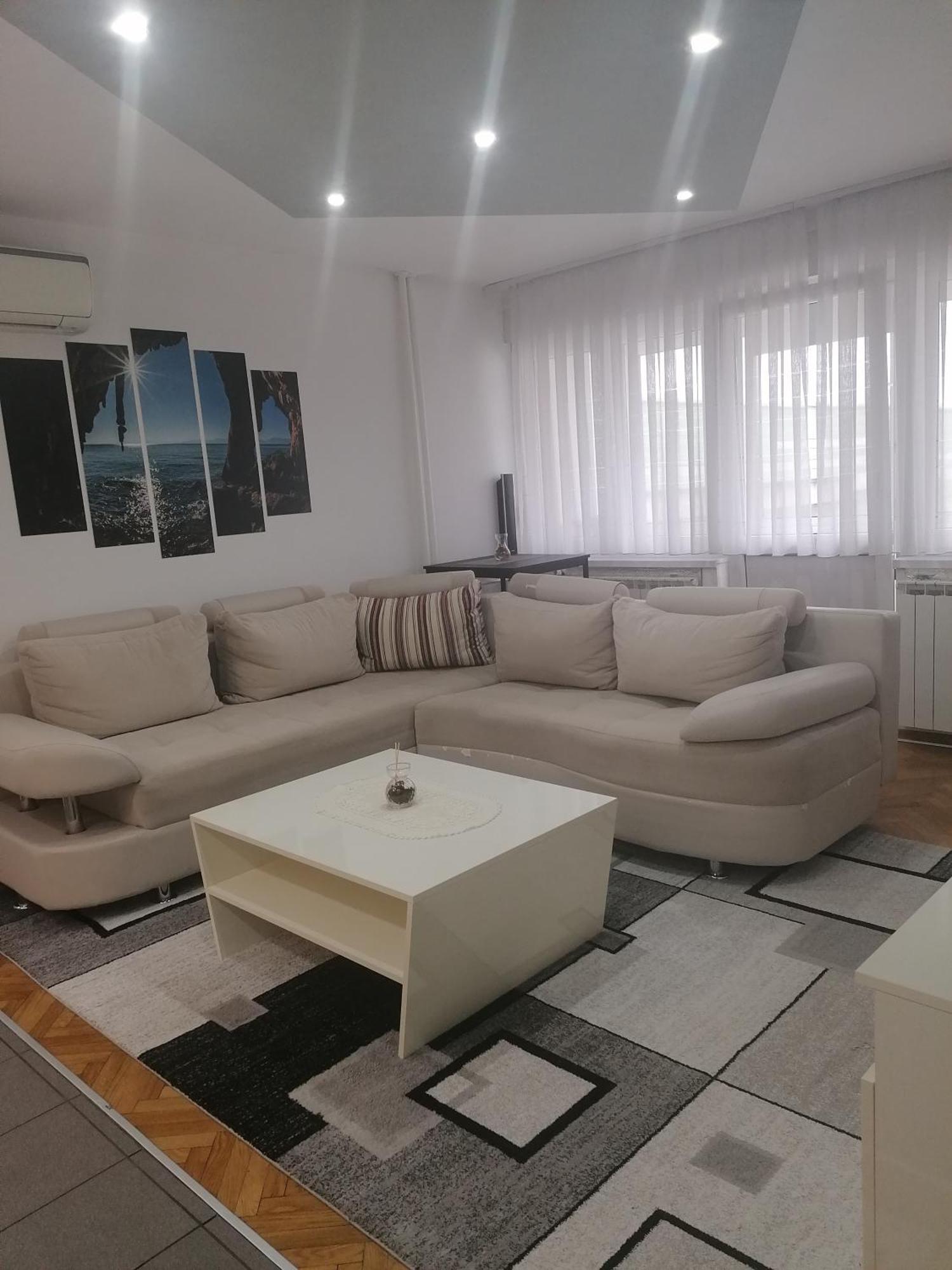 Tina Apartment Карловац Екстериор снимка