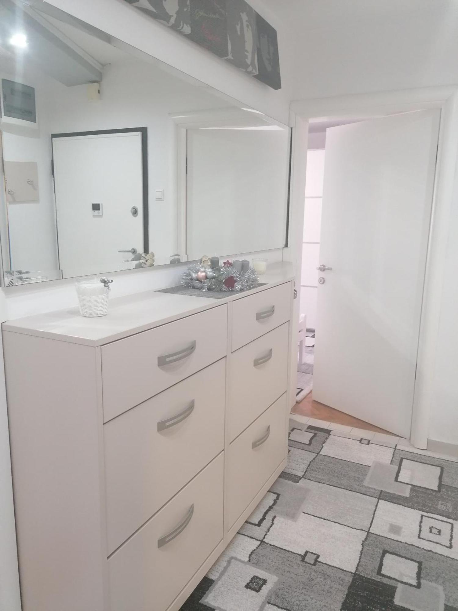 Tina Apartment Карловац Екстериор снимка